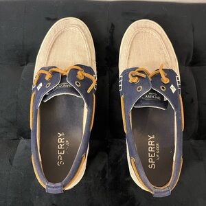Sperry Women's Navy and Tan Boat Shoes